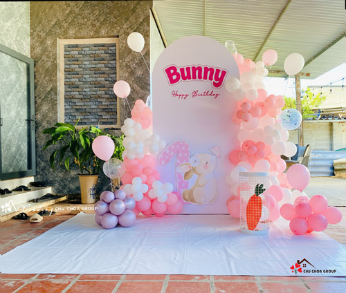 trang-tri-thoi-noi-be-gai