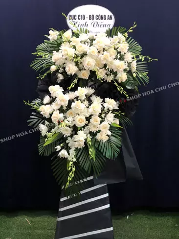 Mẫu viếng 2 tầng hoa 2411-CB126