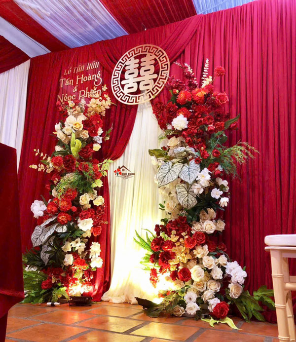 trang-tri-cuoi-tong-do-phan-rang