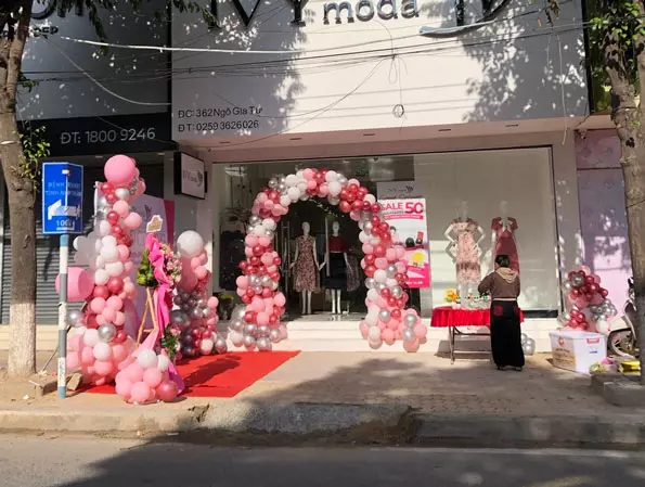 trang-tri-khai-truong-hong